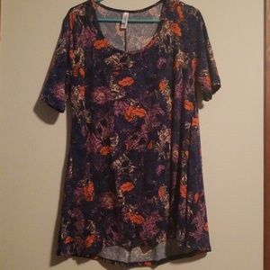 Colorful floral perfect T